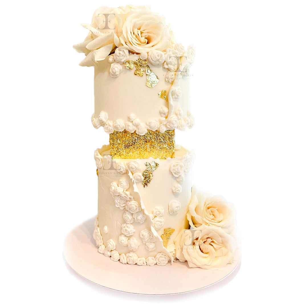 bespoke wedding cake - white