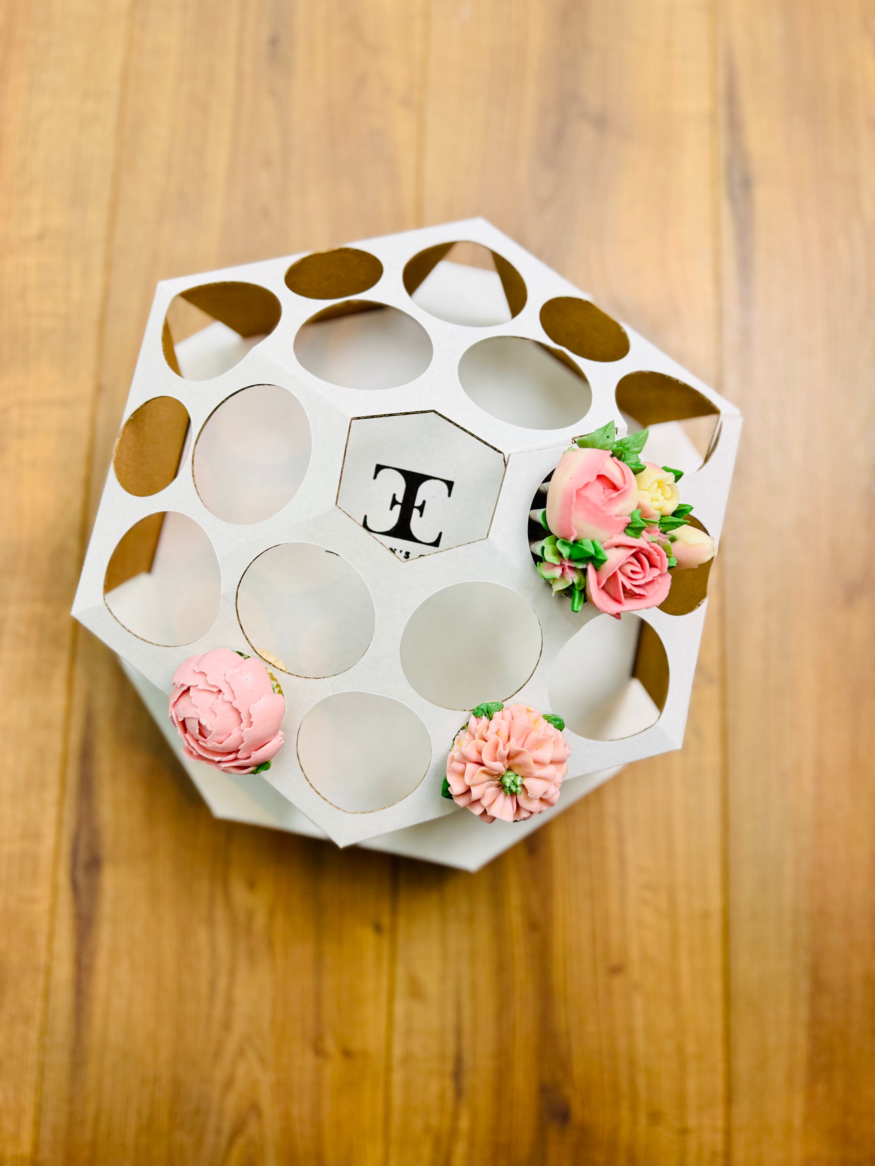 The Diamond Bouquet Collection BLENDED By Evelynn’s Cakes